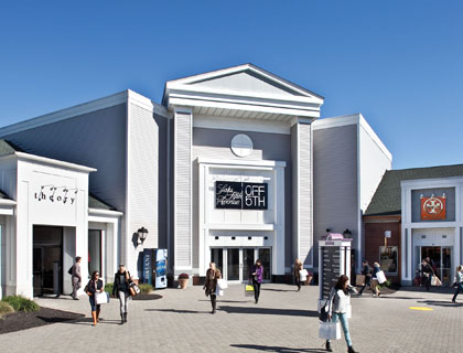 Visit Woodbury Common New York Outlets - AttractionTix