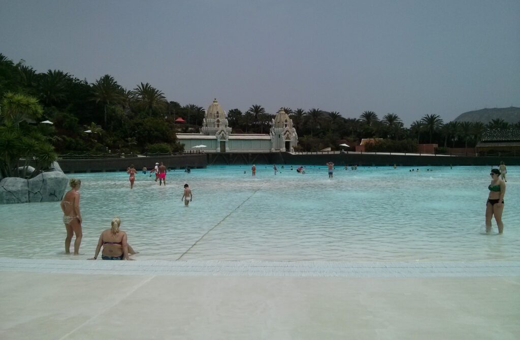 Wave palace at Siam Park