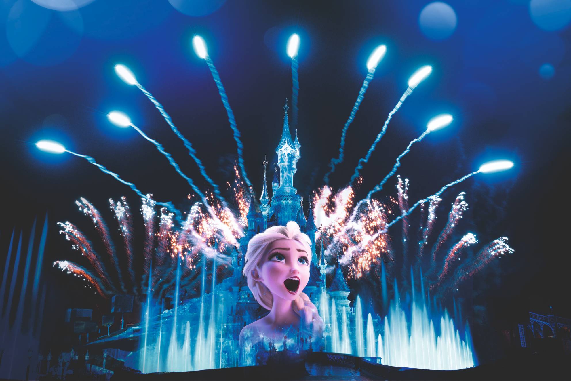 frozen-illuminations-show-at-disneyland-paris-for-teenagers